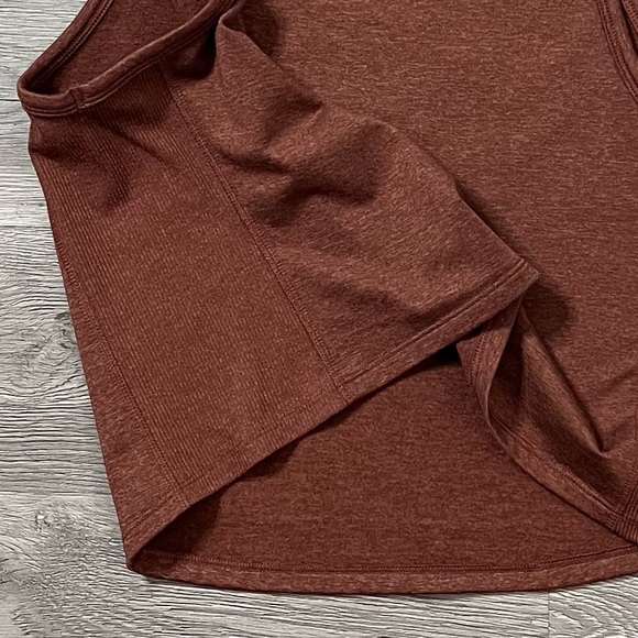 Old Navy Cozecore Go Dry High Neck Tank - Picture 4 of 4